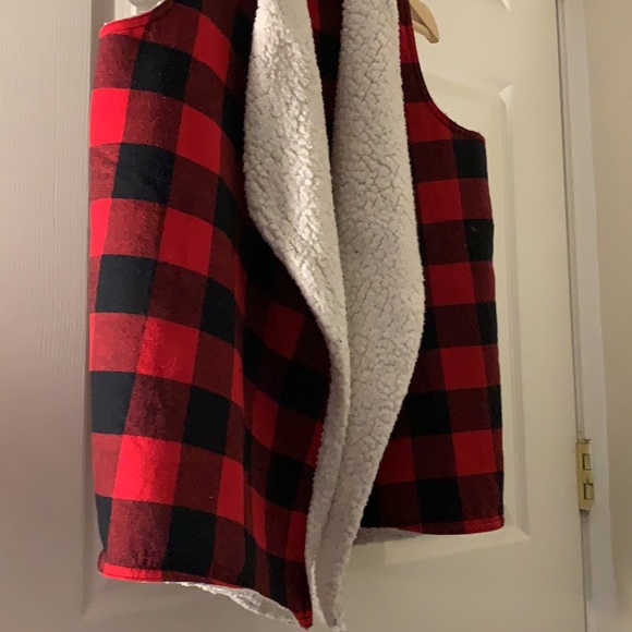 Plaid Vest - Picture 4 of 6